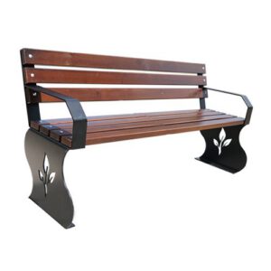 Atpūtas soliņš ar atzveltni, elkoņa balstu un dekoratīvu metāla korpusu, 180cm (ar 7 dēļiem)