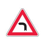 Brīdinājuma zīme Nr.104/Bīstams pagrieziens, 700x700mm, 1. atstarošanas klase
