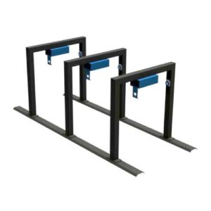 Velosipēdu statīvs 3 elektro-velosipēdiem ar slēdzamu uzlādes kasti (karsti cinkots un krāsots) [SCH]