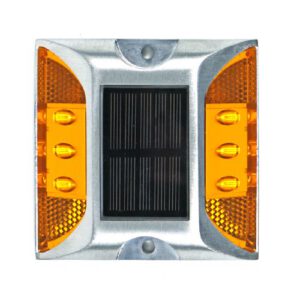 Ceļa atstarotājs ar saules baterijām (dzeltens), kvadrātveida 105x105mm, h=25mm [W]