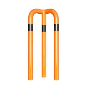 Metāla stūru aizsargbarjera (cinkota un krāsota), 350x650mm, betonējama [SCH]