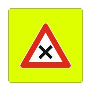 Metāla brīdinājuma zīme Nr.101/Vienādas nozīmes ceļu krustojums, 940x940mm ar fluorescējošu rāmi, 3. atst. klase