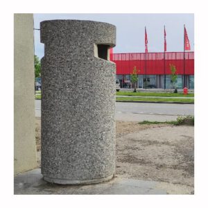 Betona atkritumu tvertne ar pulverkrāsotu vāku, 600x460x1235mm (70L)